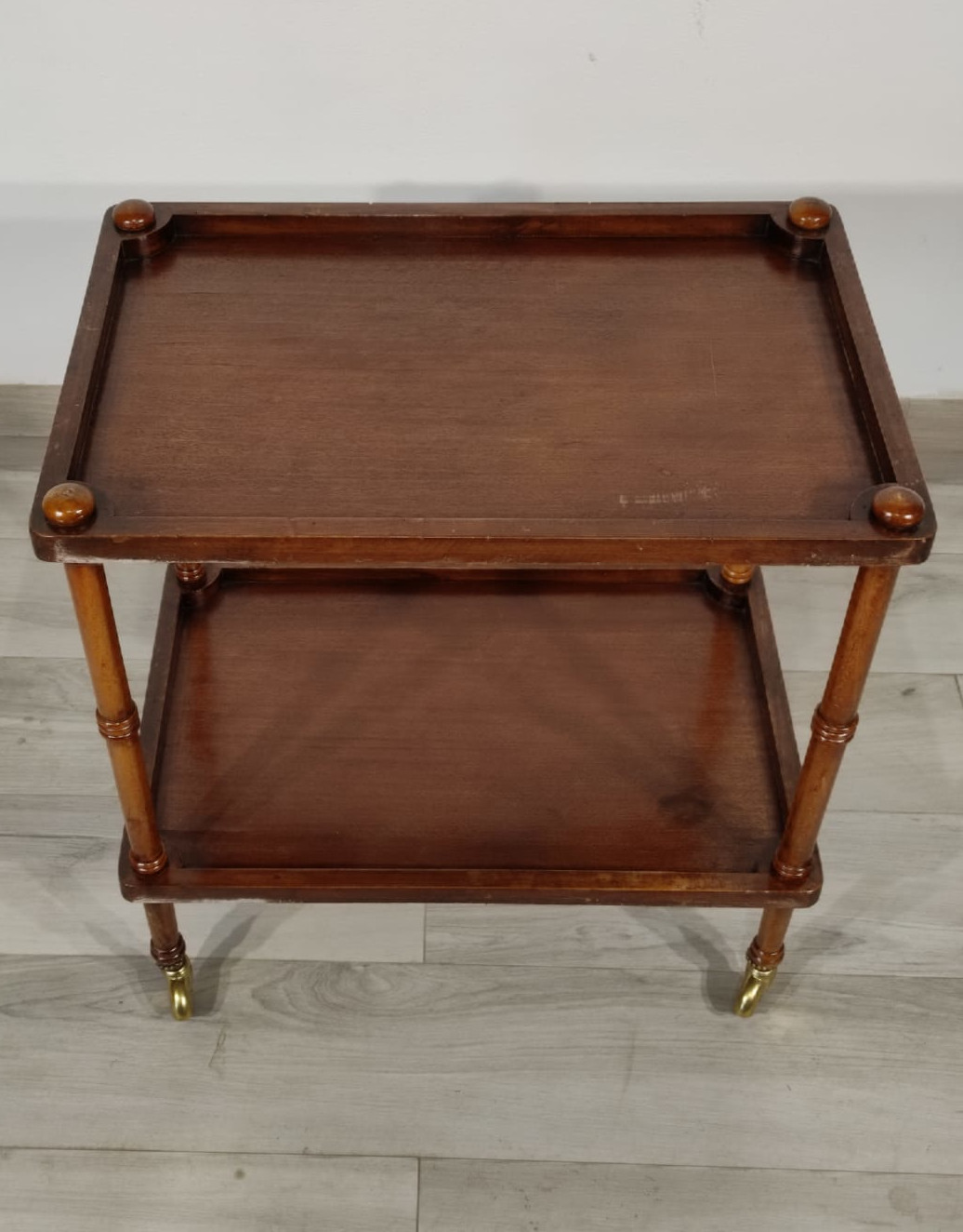 Tavolino portabottiglie Liberty - immagine 2