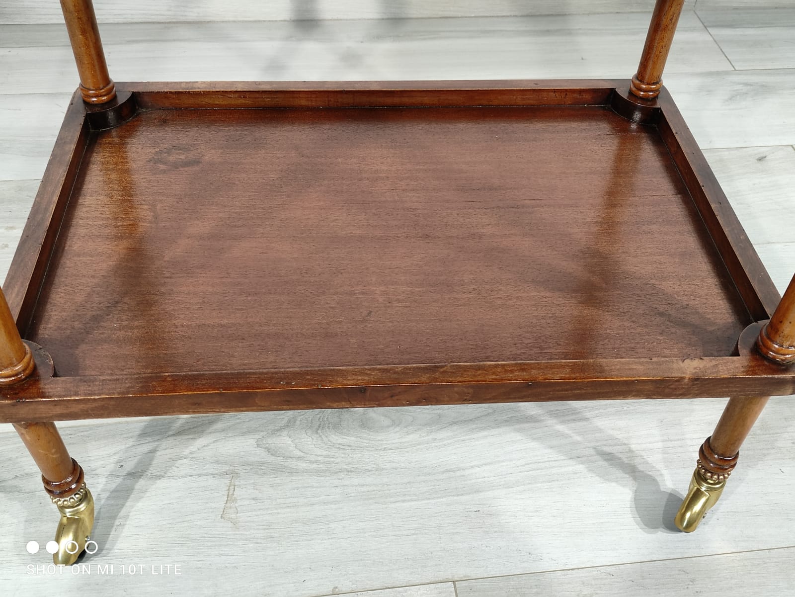 Tavolino portabottiglie Liberty - immagine 3