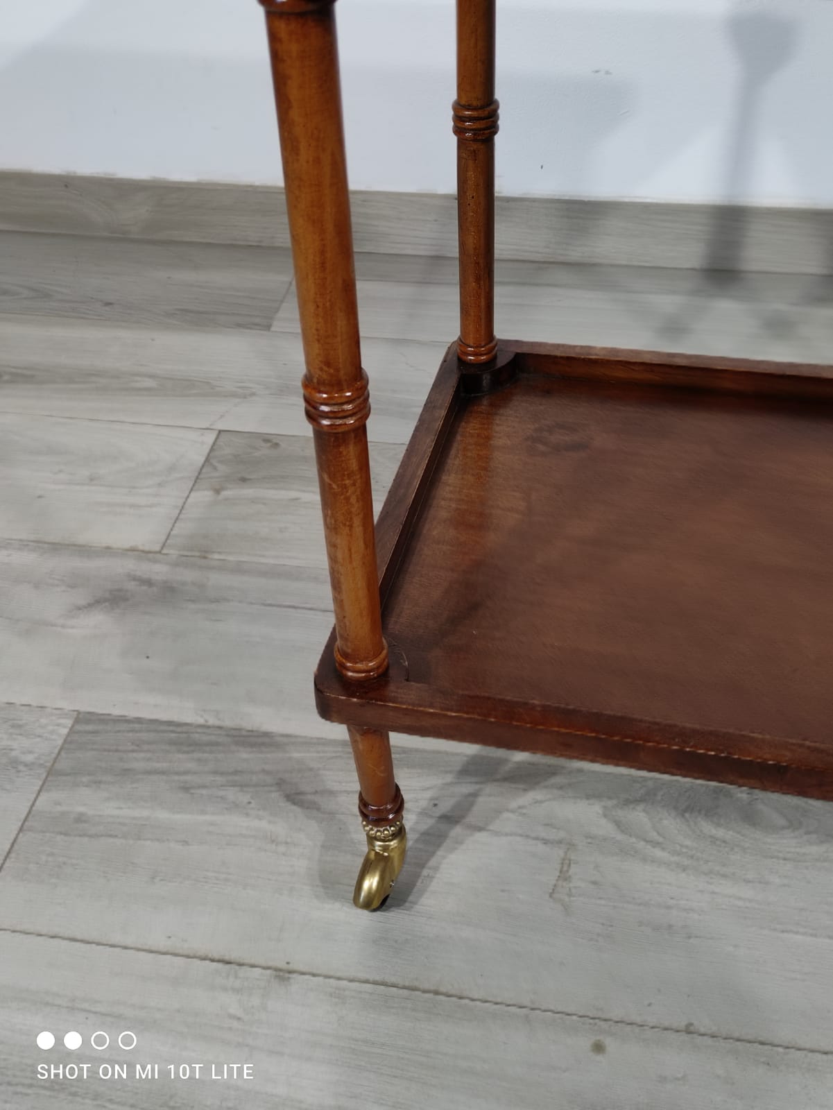 Tavolino portabottiglie Liberty - immagine 4