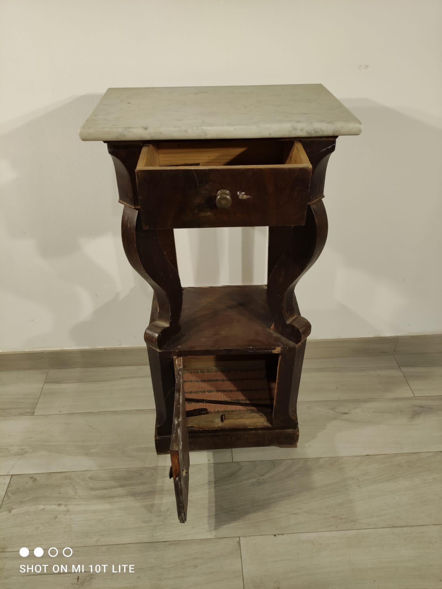 Comodino Luigi Filippo - immagine 2