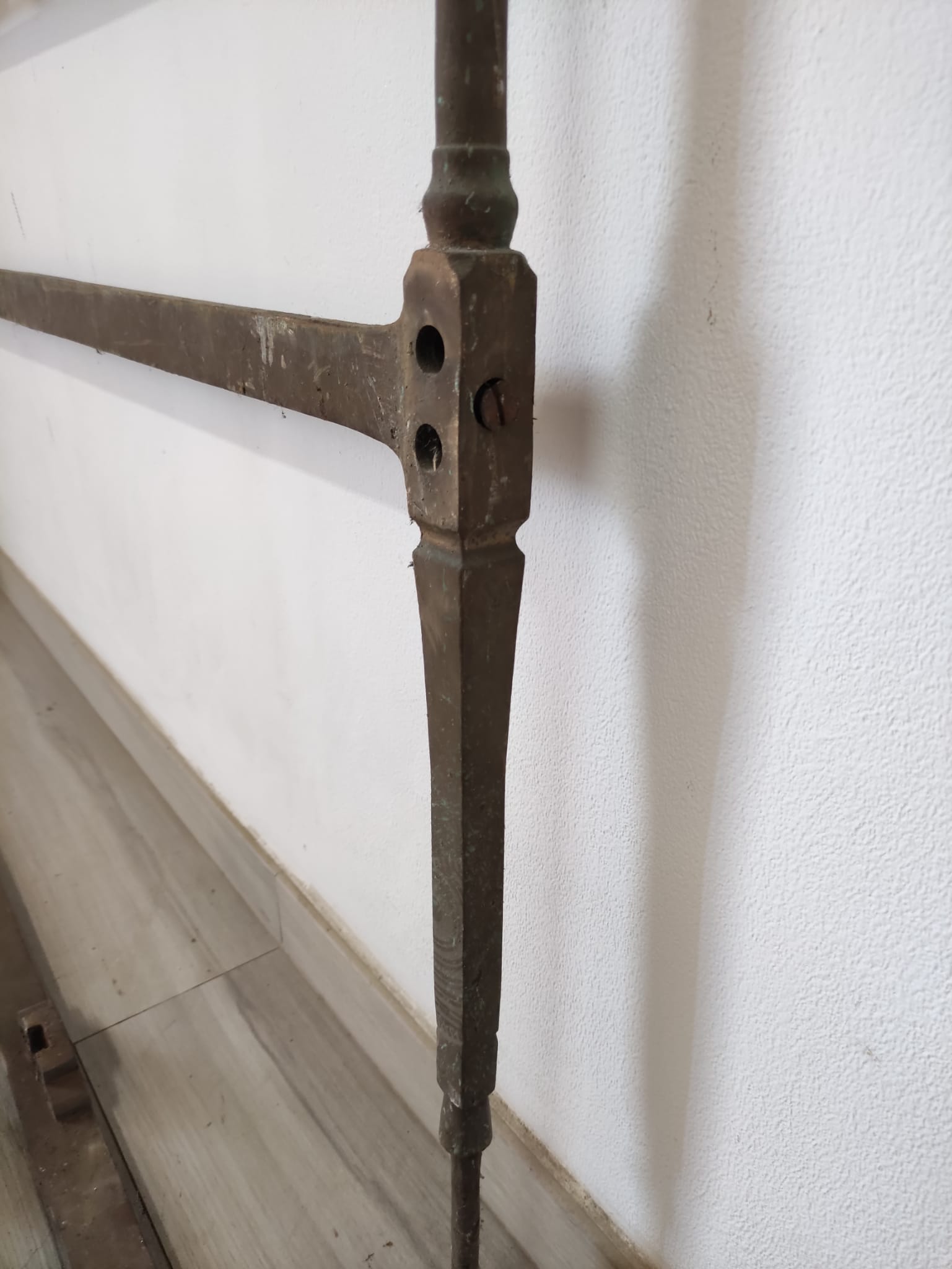 Imposing Double Bed - Image 9