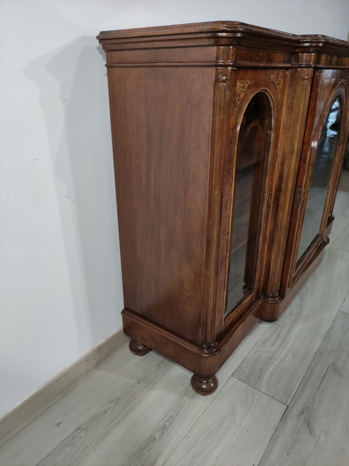 Servante francese in piuma di noce - immagine 3