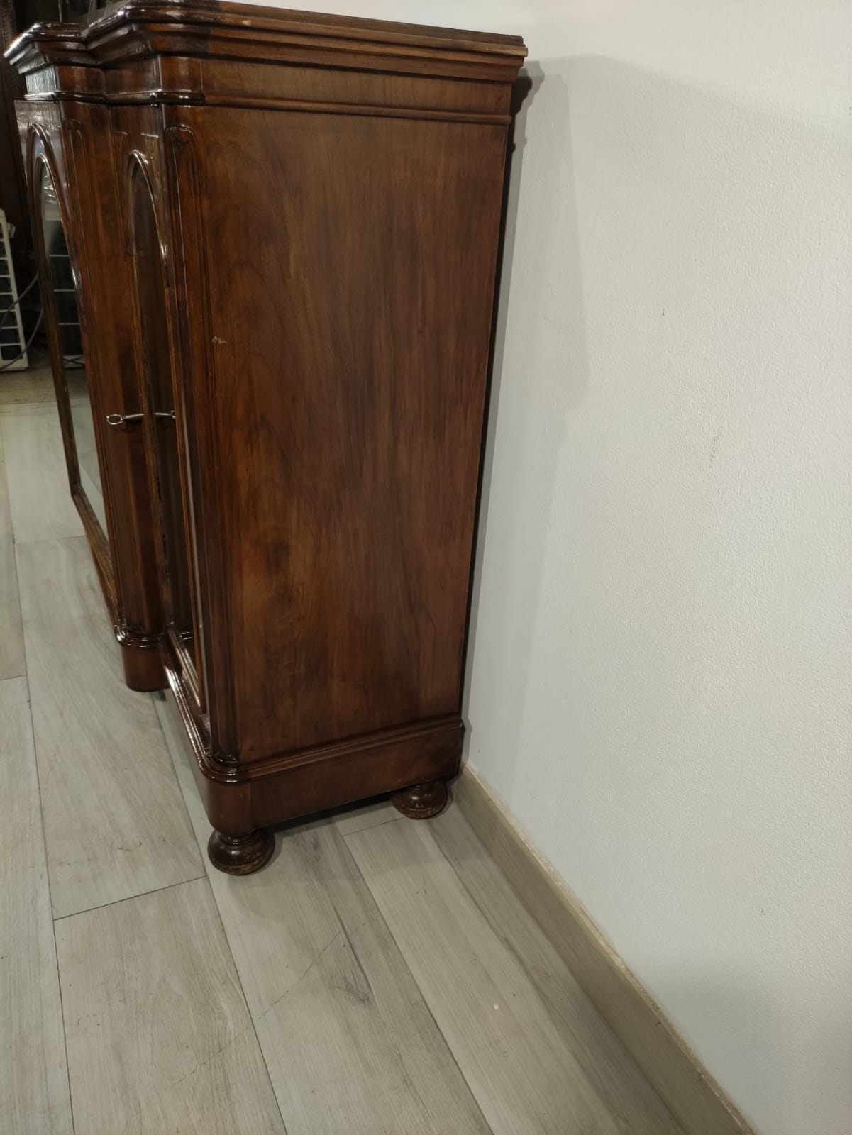 Servante francese in piuma di noce - immagine 4