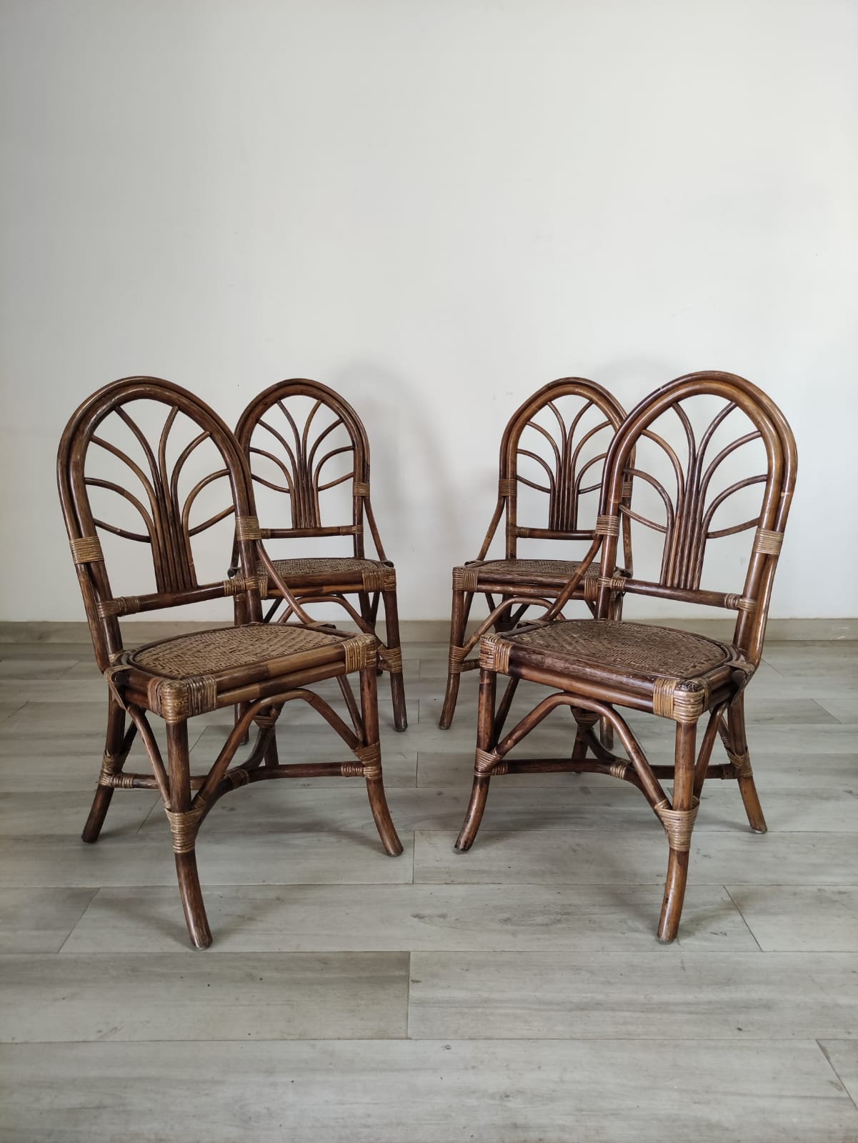 Set di 4 sedie in rattan Antichità Restauri