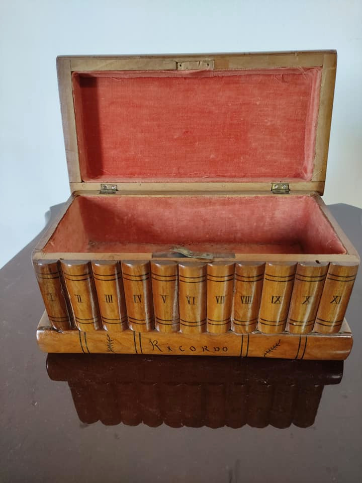 Portagioie sorrentino in noce - immagine 4