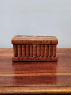 Portagioie sorrentino in noce