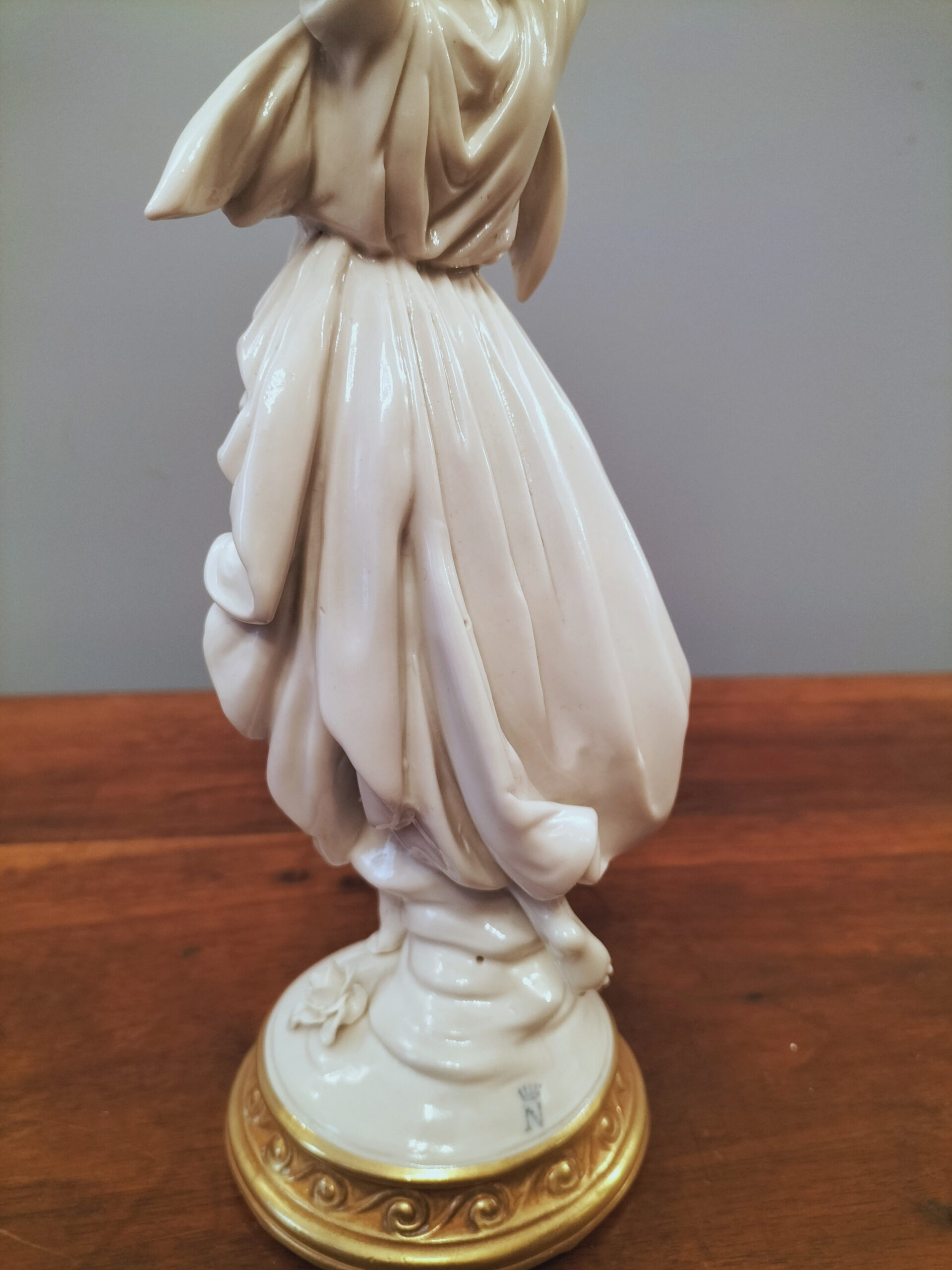 Coppia di danzatrici Capodimonte - immagine 6