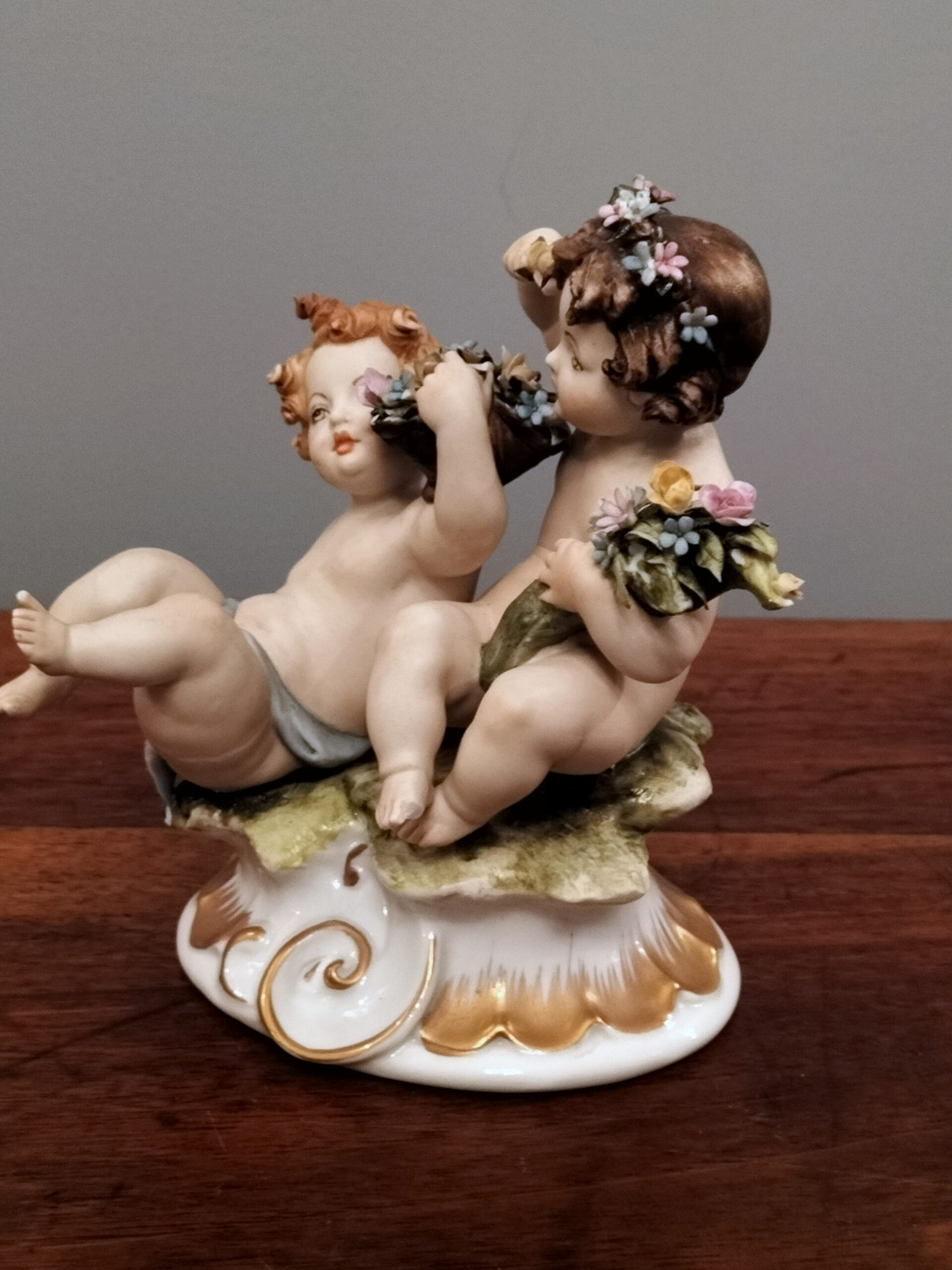 Angioletti in porcellana Capodimonte - immagine 2