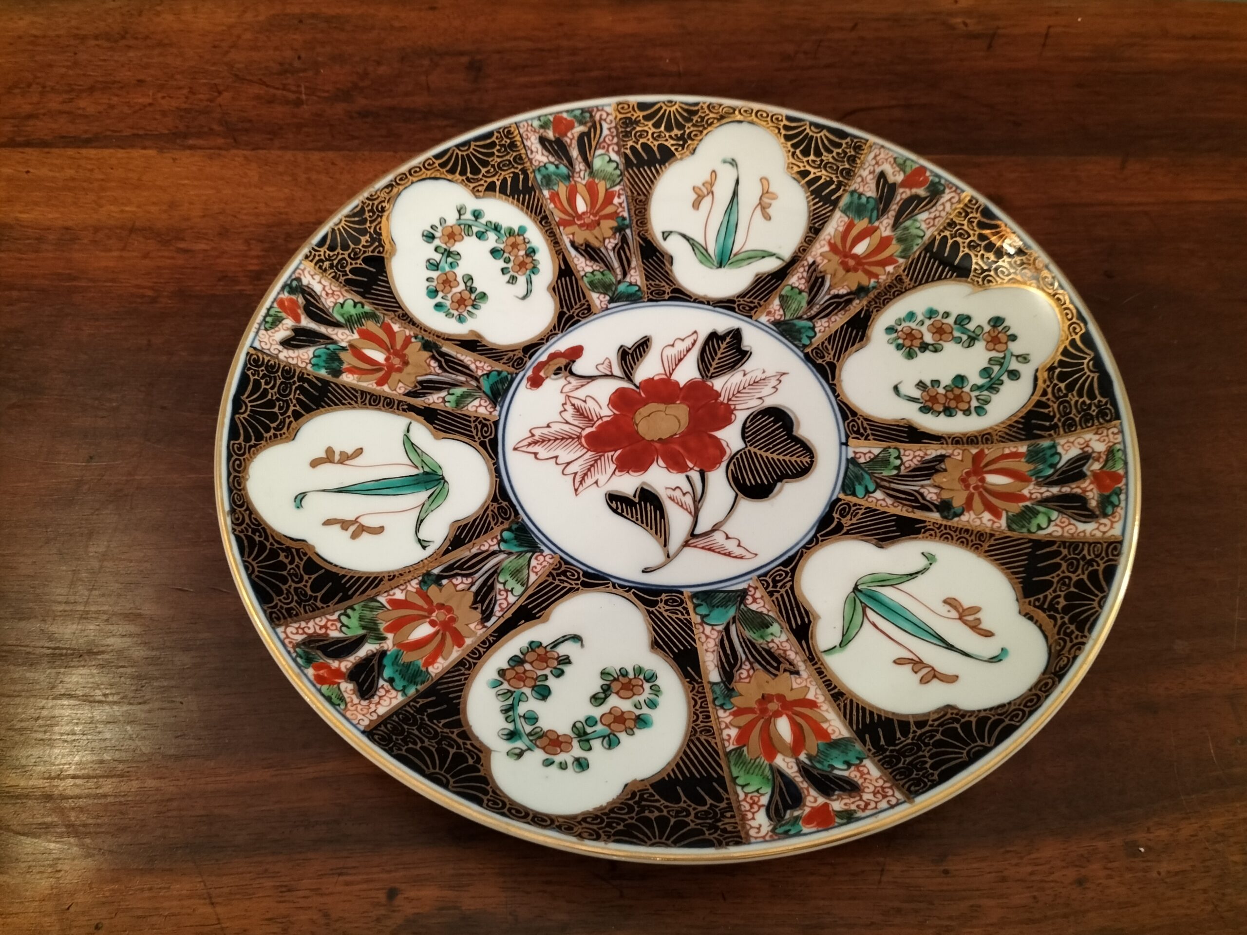 Piatto in porcellana cinese firmato - immagine 3