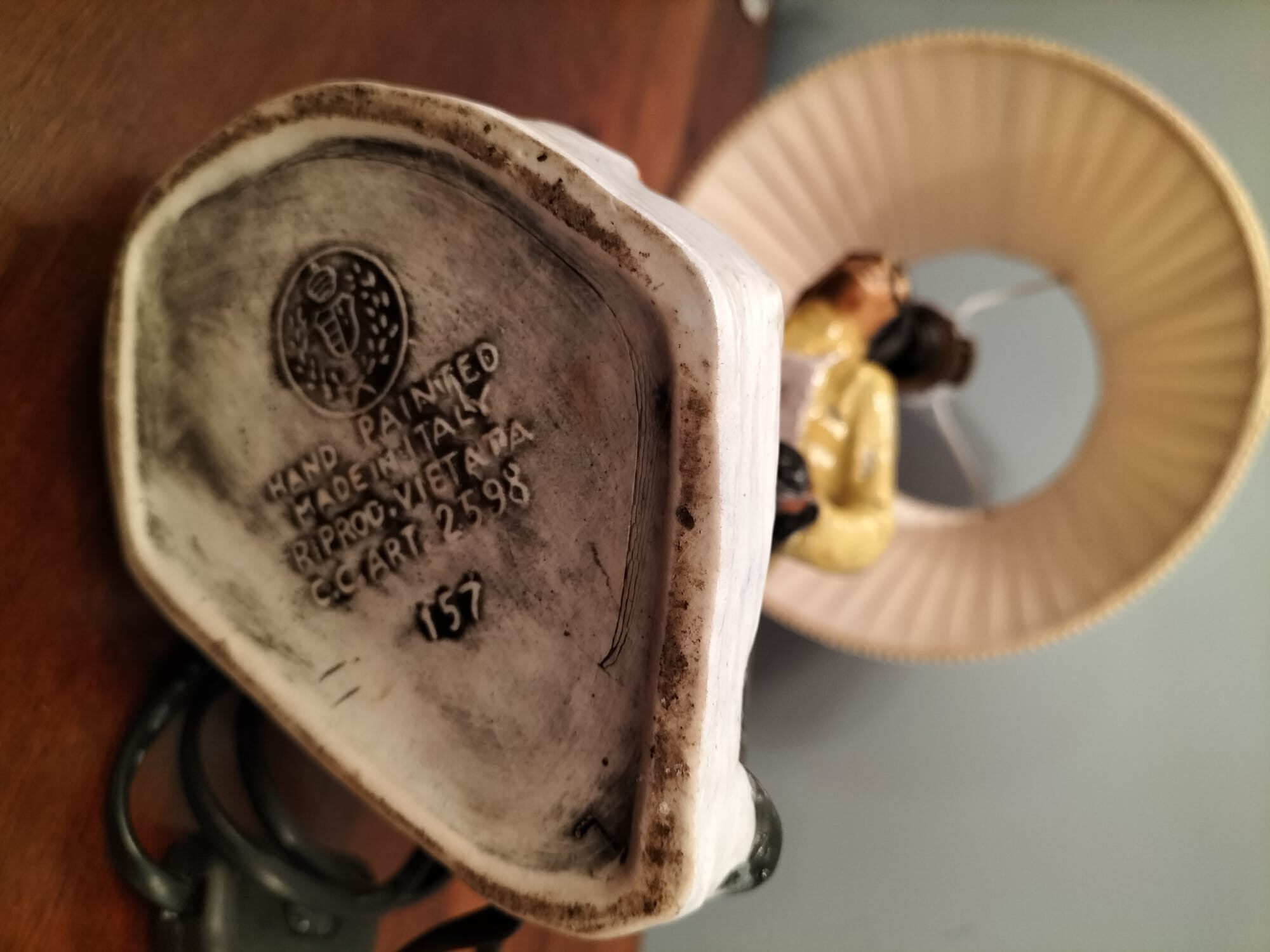 Lume in ceramica “Hand-painted....” - immagine 9