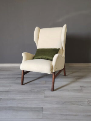 Poltrona “887” Gianfranco Frattini