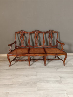 Divano stile Luigi XV