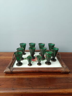 Set di bicchieri in vetro soffiato