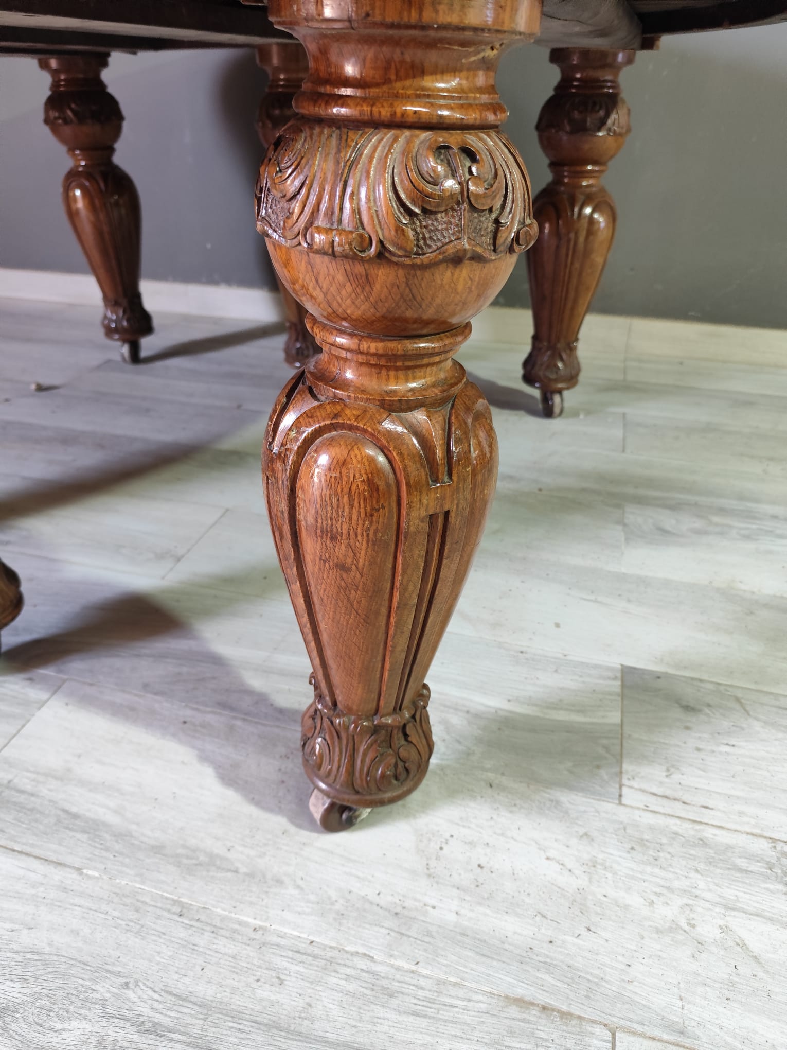 Samuel Hawkins Table - Image 8
